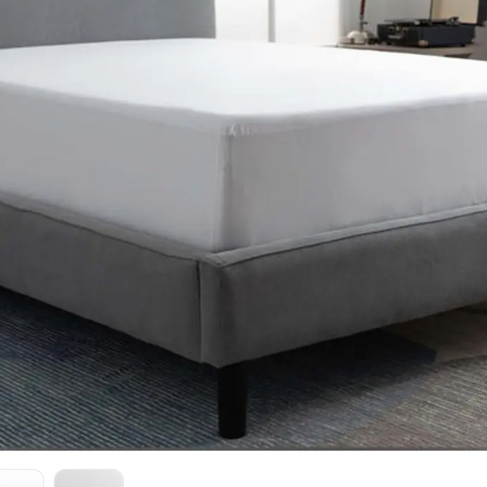 NEW Tulo Smooth Waterproof Mattress Protector